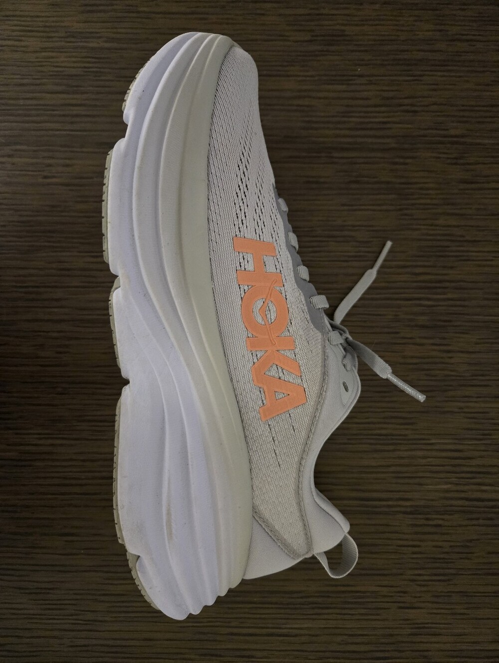 Hoka Womens Bondi 8 - SIZE 8B -